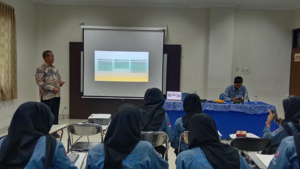 AUDIENSI GISBEI UIN DENGAN KEPALA UNIT PENGEMBANGAN PRODUK SYARIAH BURSA EFEK INDONESIA