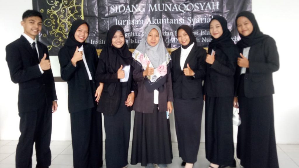 Sidang Munaqasyah Perdana Prodi Akuntansi Syariah