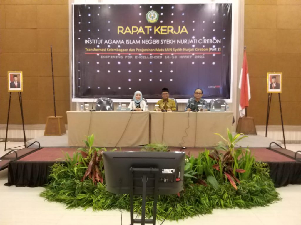 Kegiatan Rapat Kerja Hari ke 3 " Open and Distance Learning (OLD)"